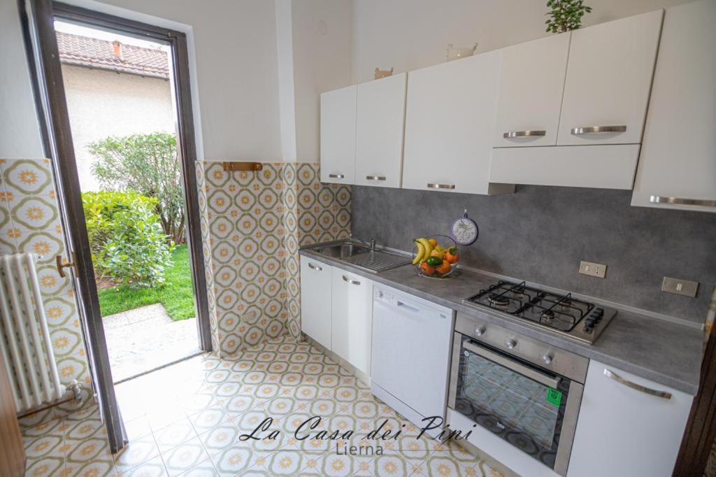 La Casa Dei Pini Apartment Lierna Bagian luar foto